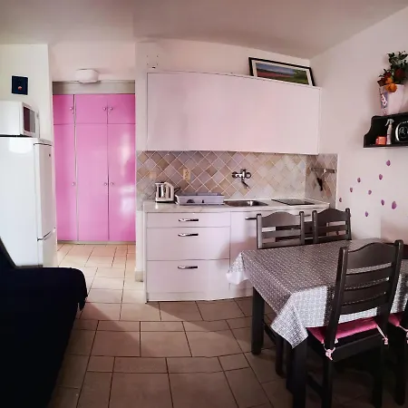 Brsuda 2/12 Apartment