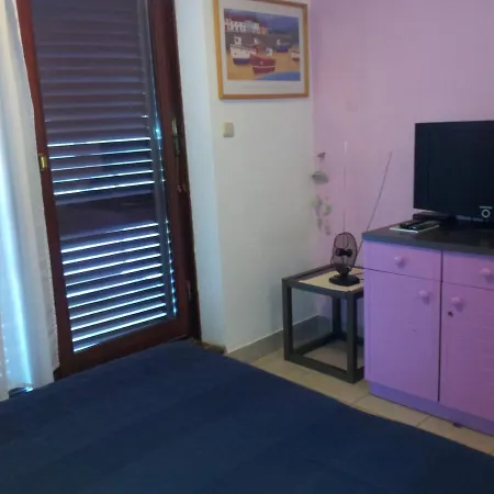 Brsuda 2/12 Apartment *